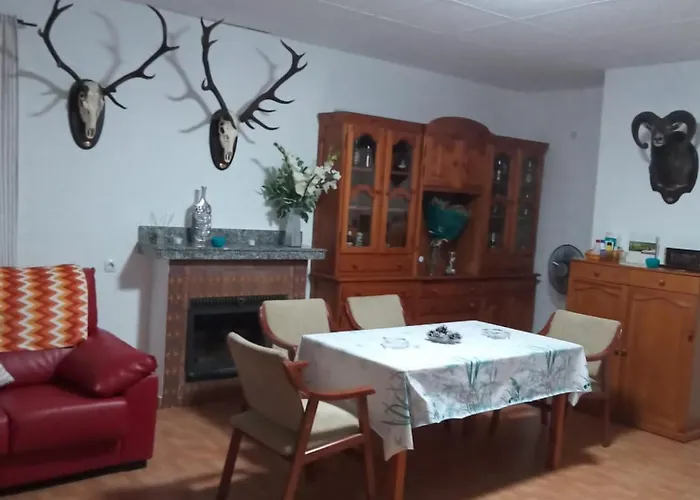 Casa En Pantano De La Brena 度假居 *