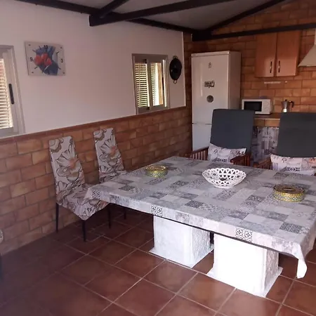 Дом отдыха Casa En Pantano De La Brena